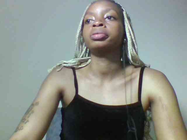 SweetsLolilta webcam