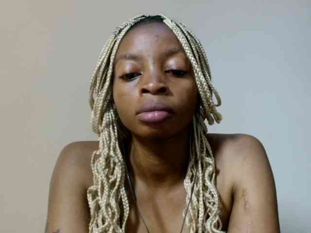 SweetsLolilta webcam