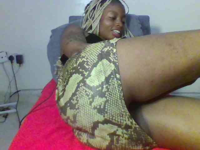 SweetsLolilta webcam