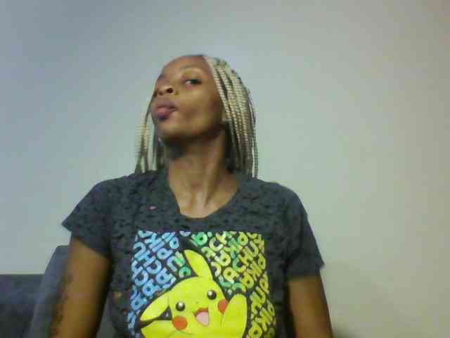 SweetsLolilta webcam