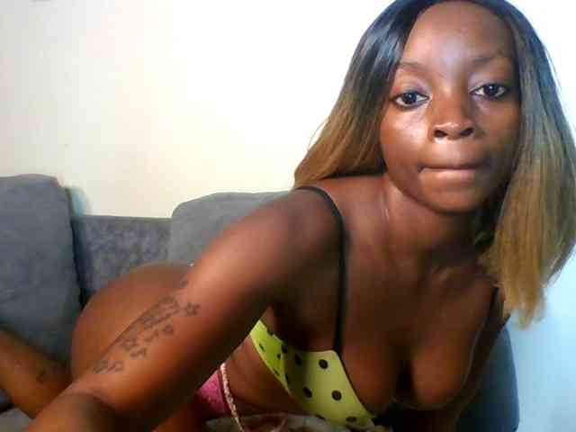 SweetsLolilta webcam