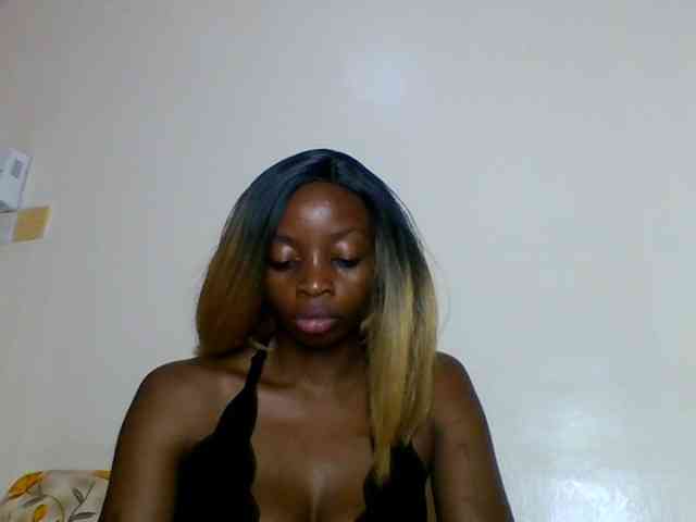 SweetsLolilta webcam