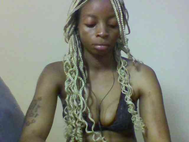 SweetsLolilta webcam