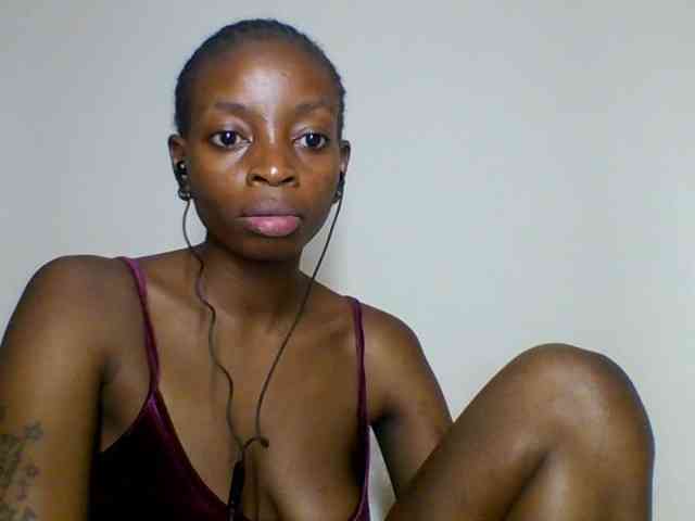 SweetsLolilta webcam
