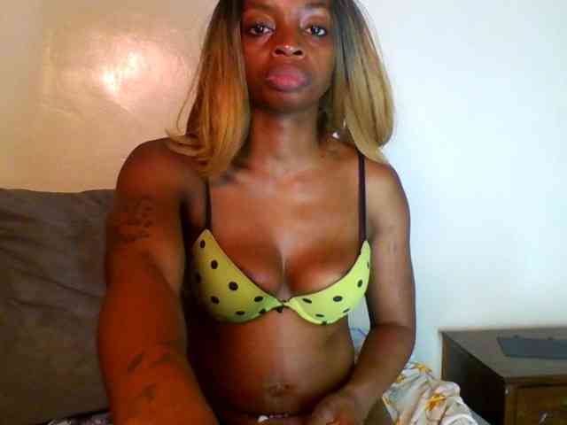 SweetsLolilta webcam