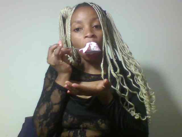 SweetsLolilta webcam