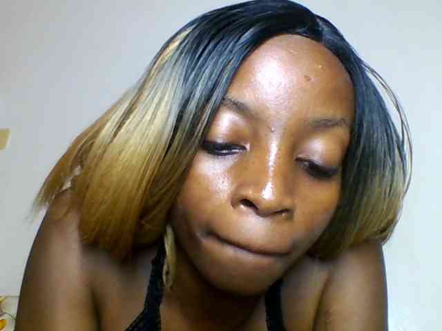 SweetsLolilta webcam