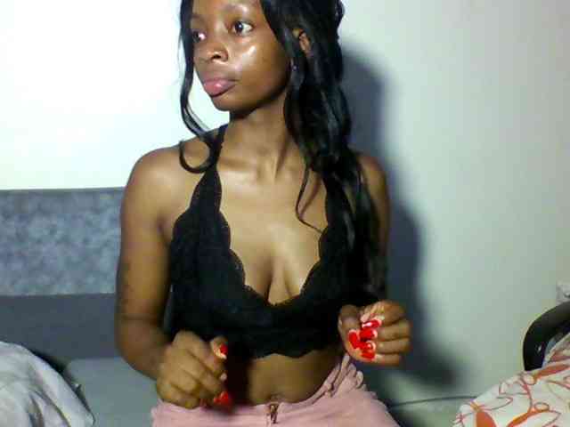 SweetsLolilta webcam