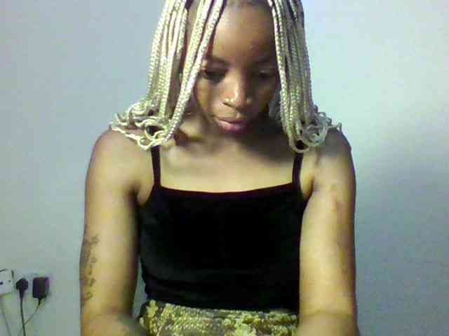 SweetsLolilta webcam