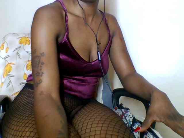 SweetsLolilta webcam