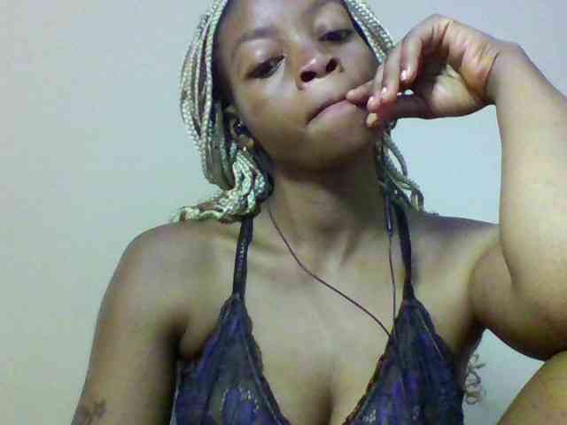 SweetsLolilta webcam