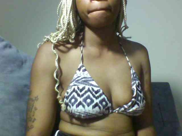 SweetsLolilta webcam