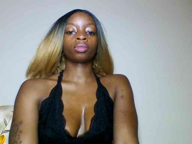 SweetsLolilta webcam