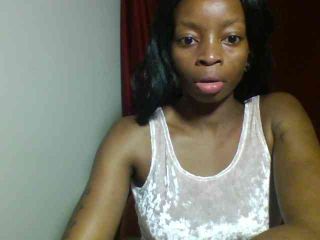 SweetsLolilta webcam