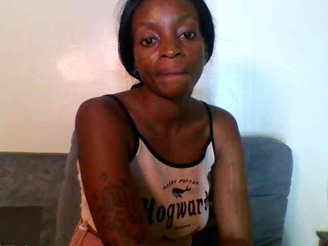 SweetsLolilta webcam