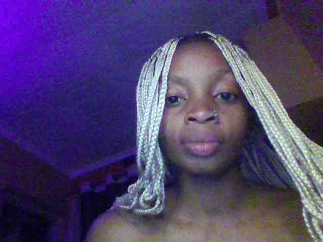 SweetsLolilta webcam