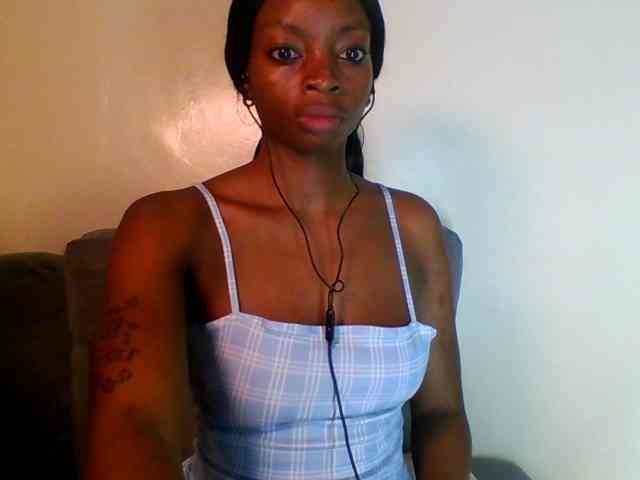 SweetsLolilta webcam
