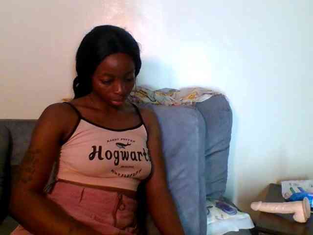 SweetsLolilta webcam