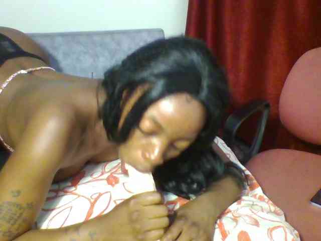 SweetsLolilta webcam