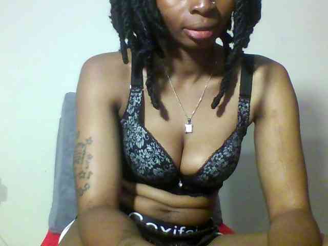 SweetsLolilta webcam