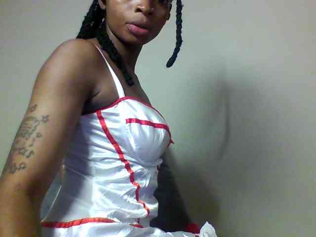 SweetsLolilta webcam