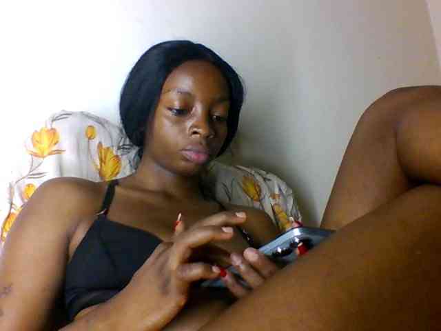 SweetsLolilta webcam