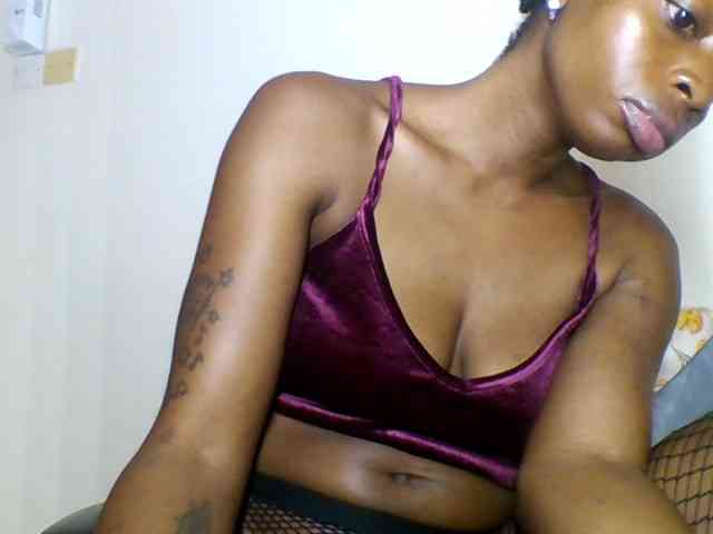SweetsLolilta webcam