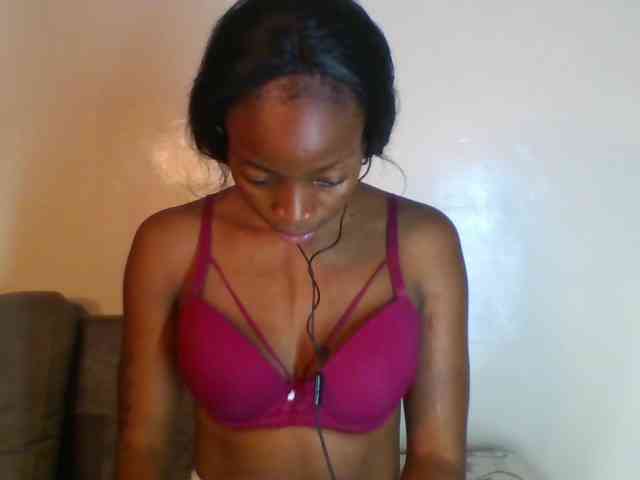 SweetsLolilta webcam