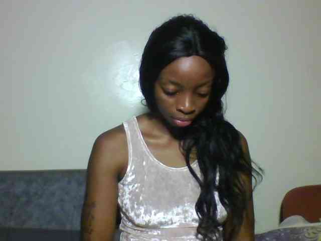 SweetsLolilta webcam
