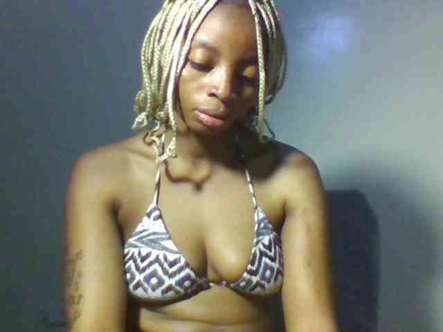 SweetsLolilta webcam