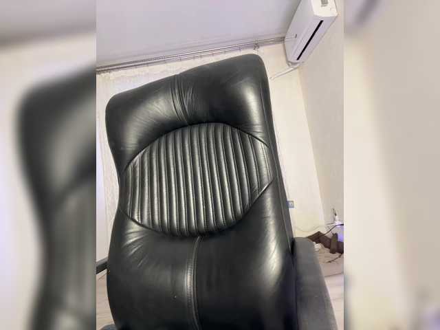 EvaDesire's BongaCams show and profile