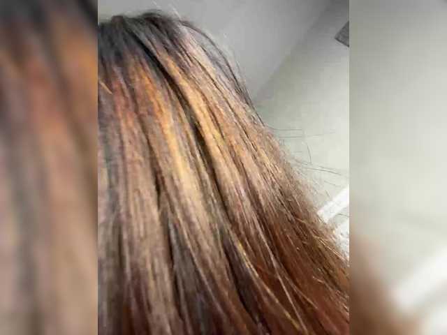 EvaDesire's BongaCams show and profile