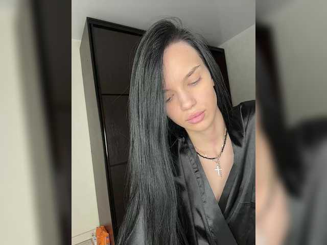 EvaDesire from BongaCams