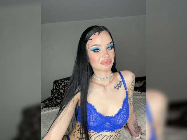 EvaDesire from BongaCams