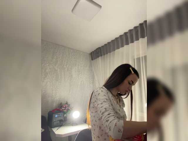 EvaDesire's BongaCams show and profile