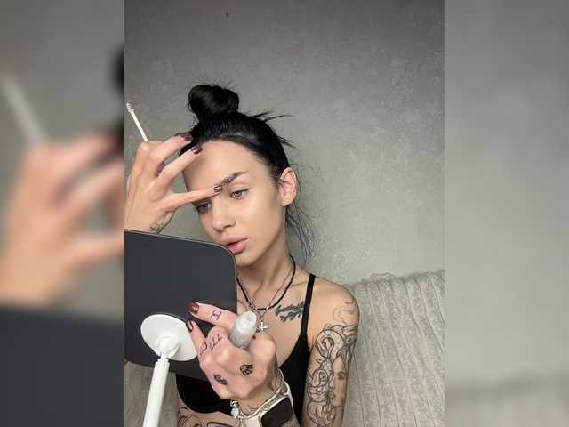 EvaDesire from BongaCams