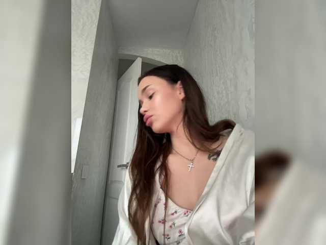 EvaDesire's BongaCams show and profile