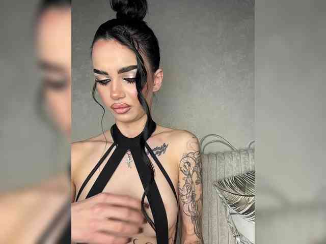 EvaDesire Live Webcam on BongaCams