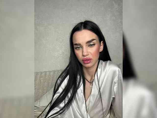 EvaDesire Live Webcam on BongaCams