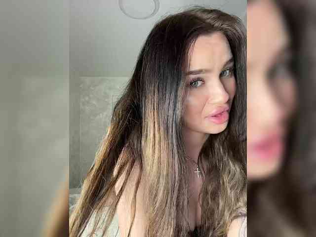 EvaDesire Live Webcam on BongaCams