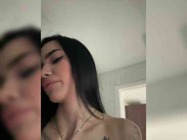 EvaDesire's webcam live show