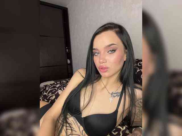 EvaDesire's webcam live show