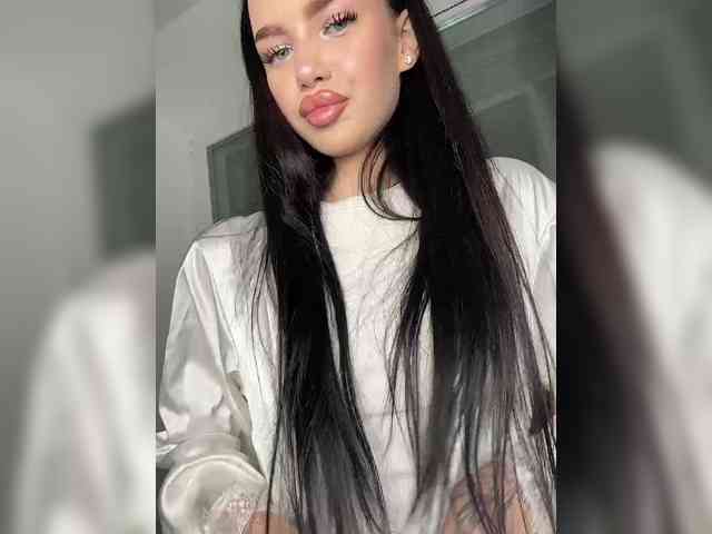 EvaDesire Live Webcam on BongaCams