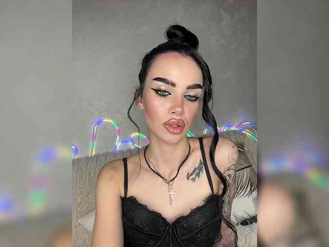 EvaDesire Live Webcam on BongaCams