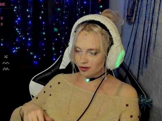 AmelieAndersen webcam