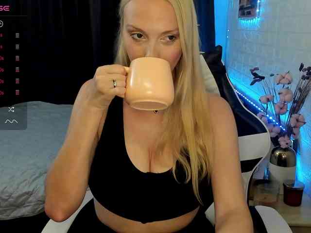 AmelieAndersen webcam