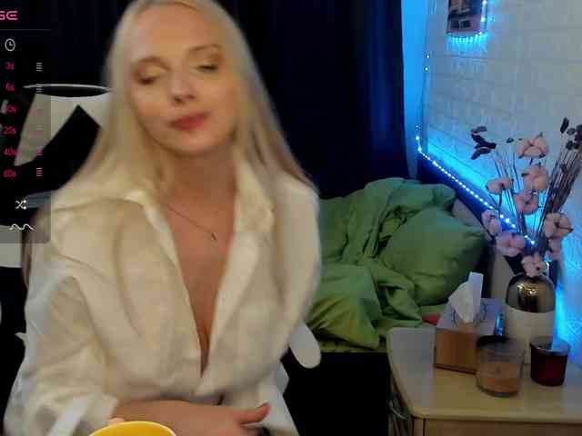 AmelieAndersen webcam