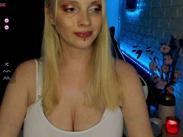 AmelieAndersen webcam