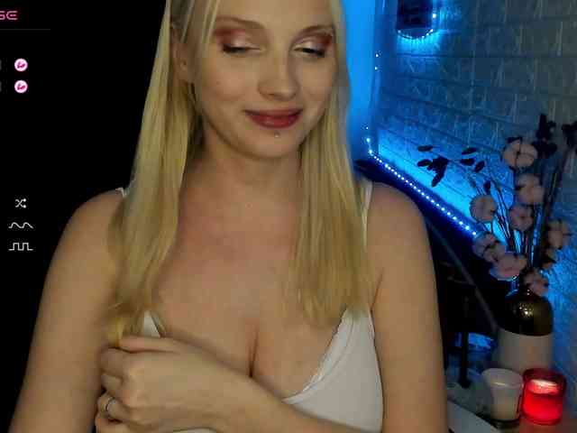 AmelieAndersen webcam