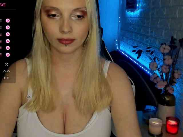 AmelieAndersen webcam